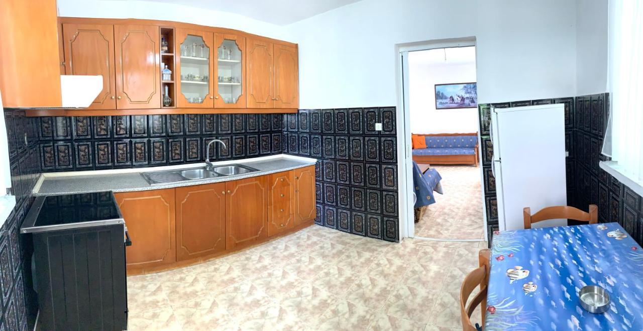 Duka Apts Sarande Exterior photo