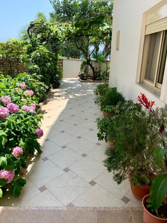 Duka Apts Sarande Exterior photo